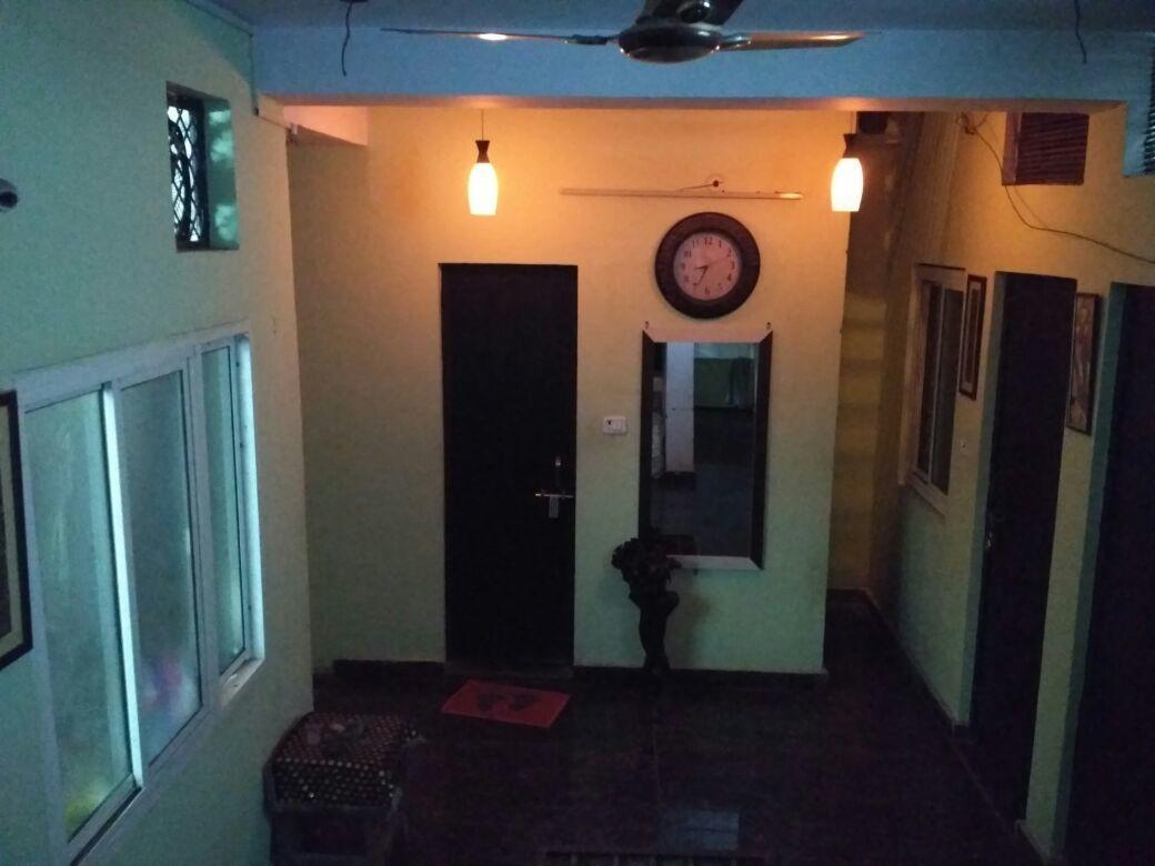 新德里 Metro House酒店 外观 照片